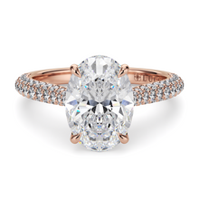 Load image into Gallery viewer, Lucce Azalea Luxe Oval Moissanite