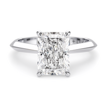 Load image into Gallery viewer, Lucce Ecuadorian Radiant Diamond