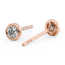 Load image into Gallery viewer, Lucce Carla 4-Prong Earrings Round Diamond