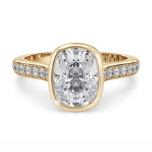 Load image into Gallery viewer, LUCCE CARLA™ Pavé Cushion Diamond