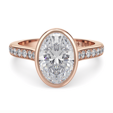 Load image into Gallery viewer, Lucce Carla Pavé Oval Diamond