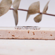 Load image into Gallery viewer, Paula Band Moissanite
