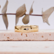 Load image into Gallery viewer, Lucce Abbraccio Mi Polished