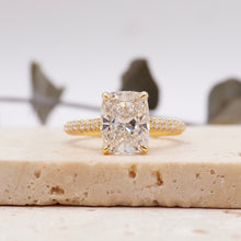 Load image into Gallery viewer, Lucce Azalea Luxe Radiant Diamond