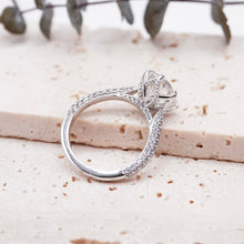 Load image into Gallery viewer, Lucce Azalea Luxe Round Diamond