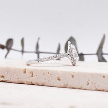 Load image into Gallery viewer, Montevalle Pavé Pear Platinum