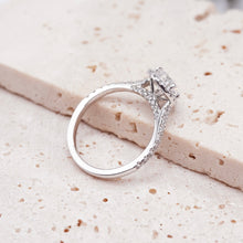 Load image into Gallery viewer, Lucce Montevalle Pear Diamond