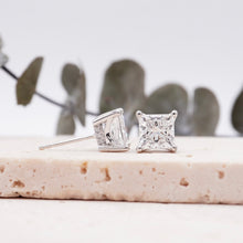 Load image into Gallery viewer, Lucce Kaela Earrings Princess Diamond