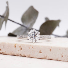 Load image into Gallery viewer, Lucce Angela Pavé Round Diamond