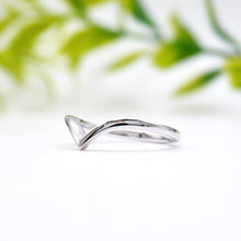 Load image into Gallery viewer, Leia Platinum