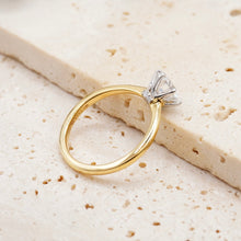 Load image into Gallery viewer, Lucce Angela Round Moissanite