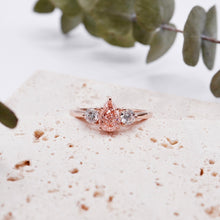 Load image into Gallery viewer, Siena Pear Lab Diamond Rosé
