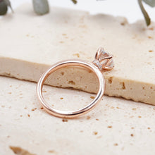 Load image into Gallery viewer, Round Lab or Natural Diamond Halo gold or platinum engagement ring with halo Manila Philippines