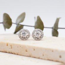 Load image into Gallery viewer, Lucce Montevalle Earrings Round Diamond