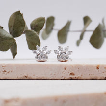 Load image into Gallery viewer, Lucce Zampa Earrings Diamond