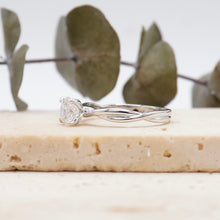 Load image into Gallery viewer, Round Lab Natural Diamond Engagement Ring with Twisting Gold Platinum band Philippines