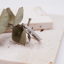 Load image into Gallery viewer, Corse Moissanite