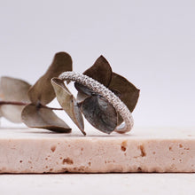 Load image into Gallery viewer, Maria Band Moissanite