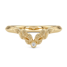 Load image into Gallery viewer, LUCCE ECUADORIAN Fili Chevron Band, a contoured carved leaf motifs witih round diamond and knife edge in white, yellow, and rose gold and platinum