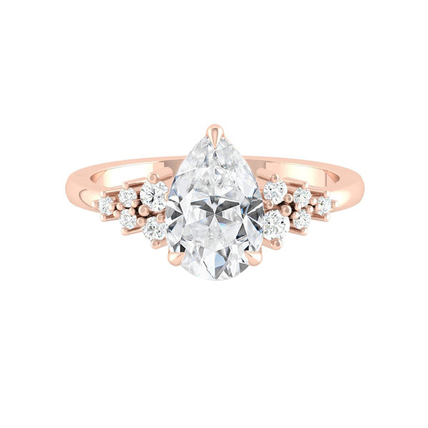 Lucce Ellia Pear Moissanite