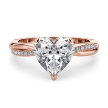 Load image into Gallery viewer, Lucce Fiore Heart Moissanite