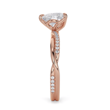 Load image into Gallery viewer, Lucce Fiore Heart Diamond