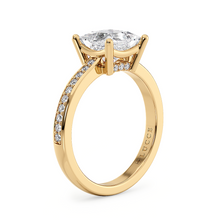 Load image into Gallery viewer, Lucce Kaela Princess Diamond