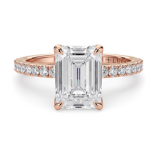 Load image into Gallery viewer, Lucce Lucia Pavé Emerald Diamond