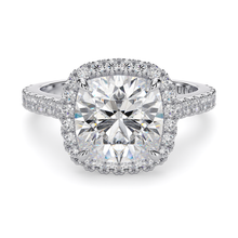 Load image into Gallery viewer, Lucce Montevalle Cushion Moissanite