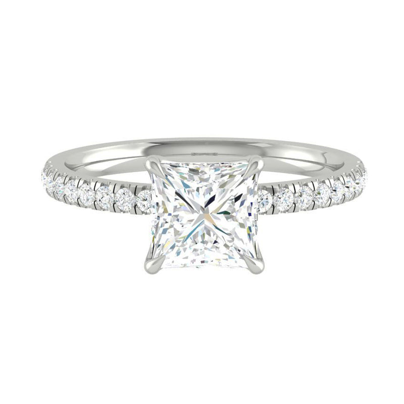 Lucia Pavé Princess Platinum