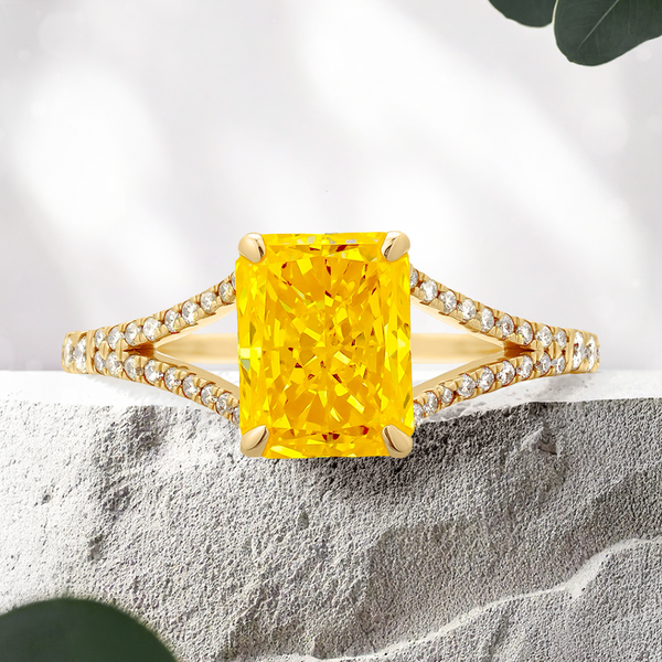 Lucce Lara Sunburst Radiant Lab Diamond 1.46ct Fancy Vivid Yellow VVS2 IGI 18K Yellow Gold