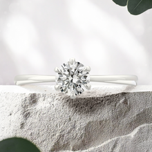 Load image into Gallery viewer, Lucce Angela Round Lab Diamond 0.51ct D VVS2 Id IGI 18K White Gold
