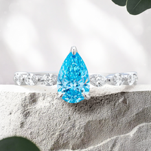 Load image into Gallery viewer, Lucce Paula Pear Ocean Blue Lab Diamond 0.82ct FVB VVS2 Ex IGI 14K White Gold