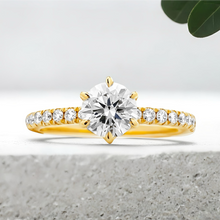 Load image into Gallery viewer, Lucce Lucia Pavé 6-Prong Round 0.73ct Lab Diamond D VS1 Id IGI 14K Yellow Gold