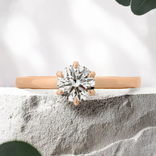 Load image into Gallery viewer, Lucce Lucia 6-Prong Round Diamond