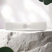 Load image into Gallery viewer, Lucce Amore Mi Polished 4mm 0.02ct Natural Diamond Platinum