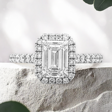 Load image into Gallery viewer, Lucce Montevalle Emerald Natural Diamond 1.00ct H VSI GIA Platinum