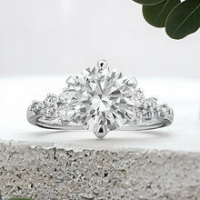 Load image into Gallery viewer, Lucce Ellia Round Diamond