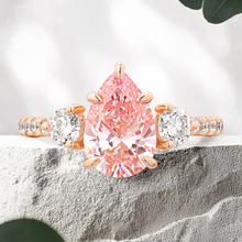 Load image into Gallery viewer, Lucce Sophia Siena Pear Rosé Pink Lab Diamond 1.08ct Fancy Vivid Pink VS2 IGI 18K Rose Gold