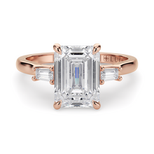 Load image into Gallery viewer, Lucce Sophia Emerald Moissanite