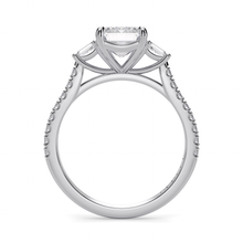 Load image into Gallery viewer, Lucce Sophia Pavé Radiant Diamond