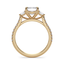 Load image into Gallery viewer, LUCCE SOPHIA™ Pavé Emerald Gemstone