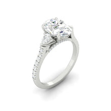 Load image into Gallery viewer, Lucce Sophia Pavé Oval Diamond