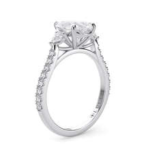 Load image into Gallery viewer, Lucce Sophia Pavé Pear Moissanite