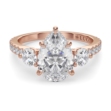 Load image into Gallery viewer, Lucce Sophia Siena Pavé Pear Diamond