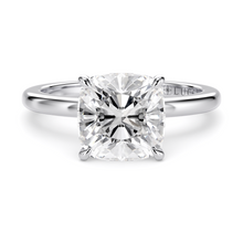 Load image into Gallery viewer, Lucce Verona Cushion Moissanite