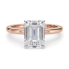 Load image into Gallery viewer, Lucce Verona Emerald Diamond