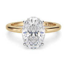 Load image into Gallery viewer, Lucce Verona Oval Diamond