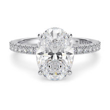 Load image into Gallery viewer, Lucce Verona Pavé Oval Diamond