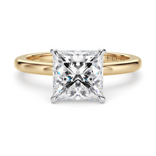 Load image into Gallery viewer, Lucce Verona Princess Diamond